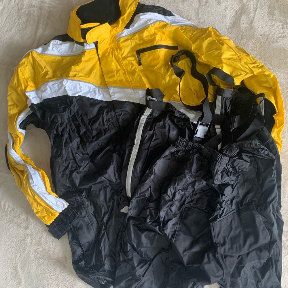 Tourmaster Defender Rainsuit Large 2PC
